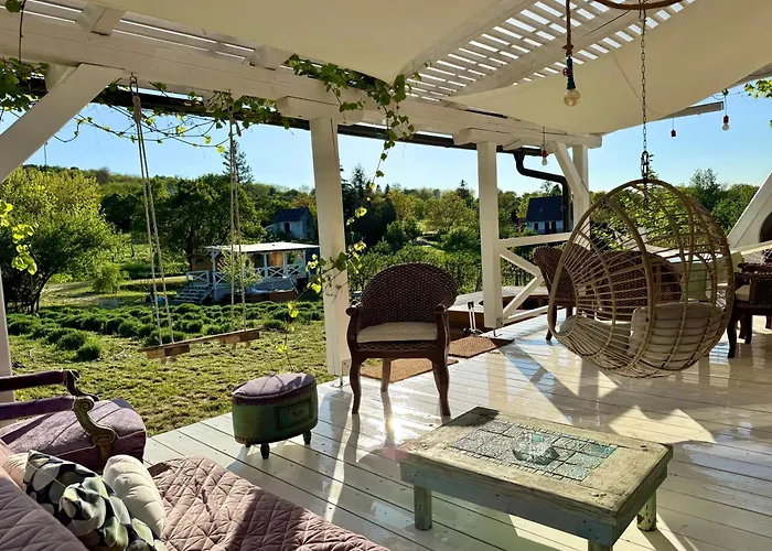 Eco Retreat For 8 People בית נופש Kisapati