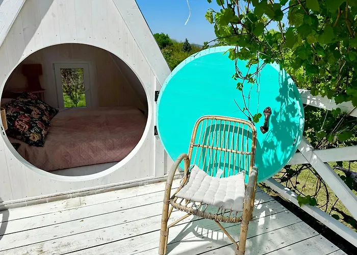 Eco Retreat For 8 People בית נופש *